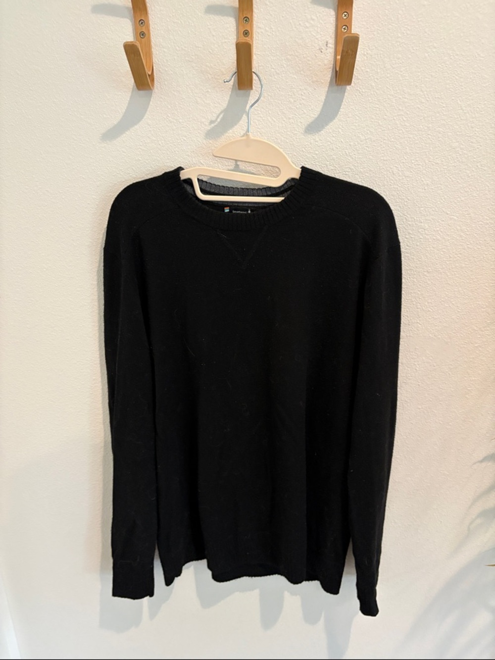 Smartwool men’s black crew neck sweater